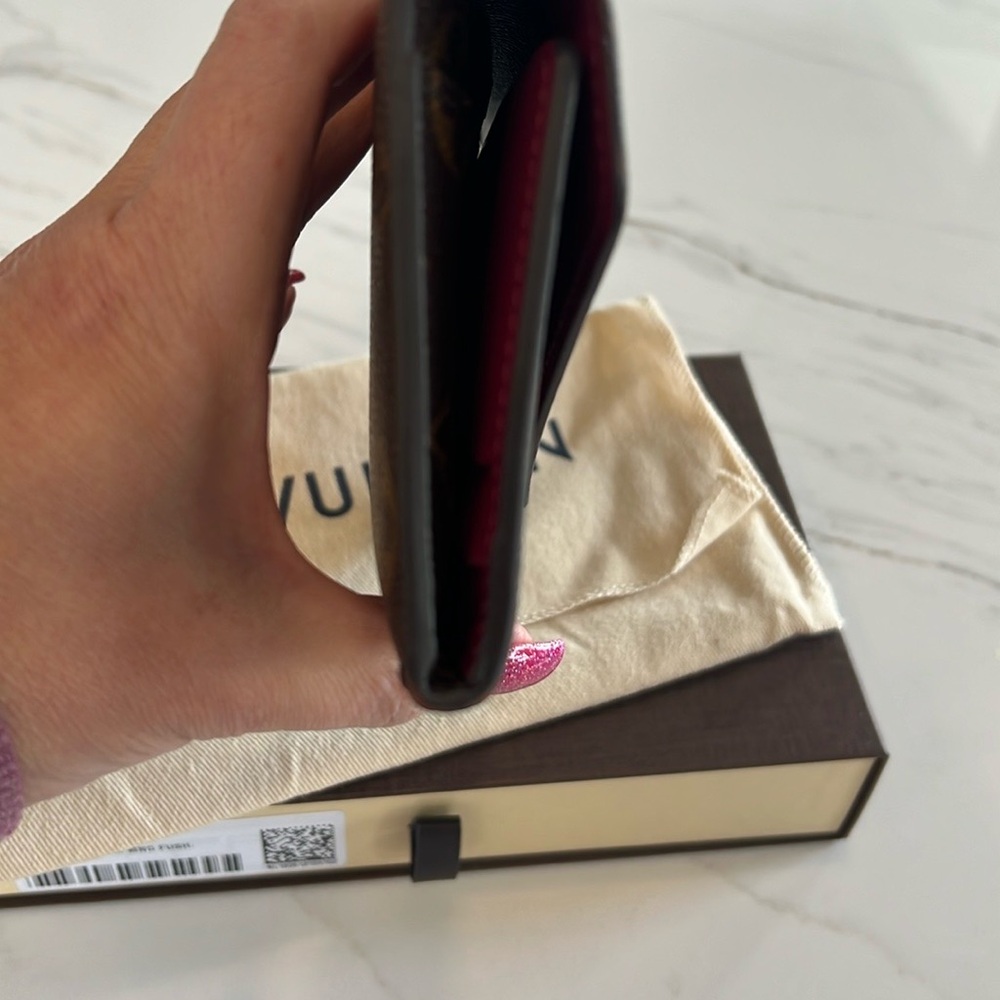 COPY - Louis Vuitton Josephine Monogram Wallet - Picture 4 of 11